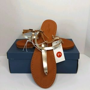 Universal Thread Sandles